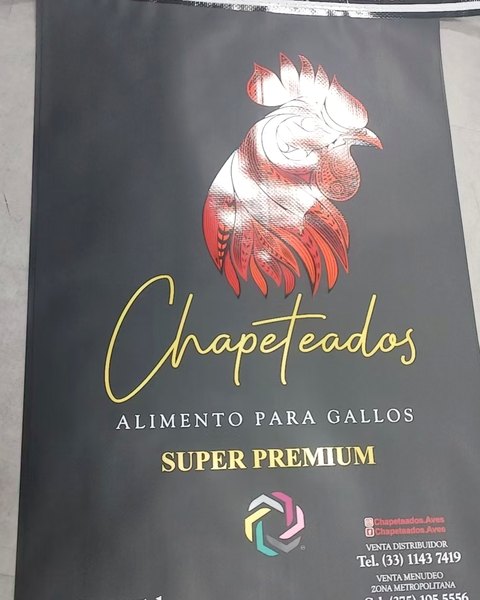 Chapeteados Super Premium · Alimento para gallos
